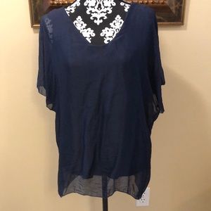 💙Ethereal Blue Silk overlay, lined 🦋sleeved, F/B V-neckline lightweight top